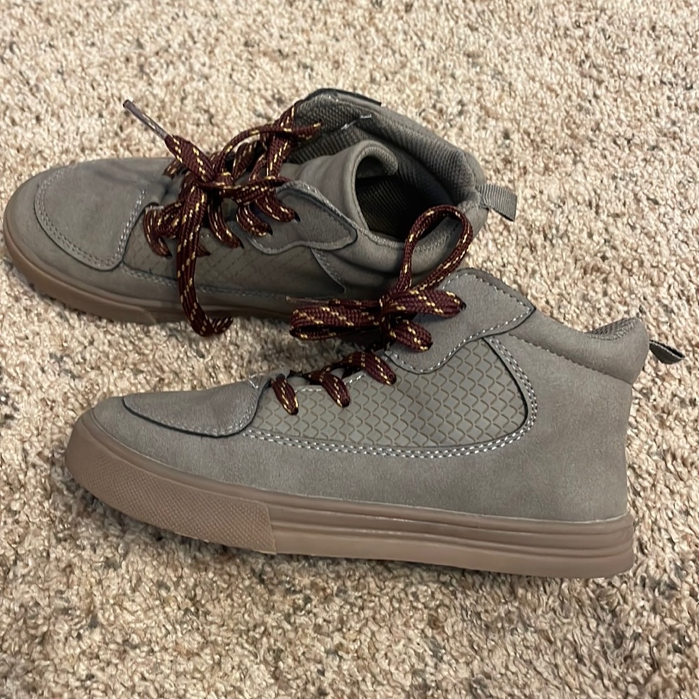 Oshkosh shoes